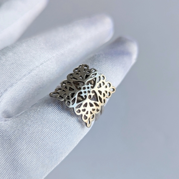 G2 St. Michael's Adjustable Statement Ring Silver Filigree Square Pendant - sz 7 - Picture 1 of 12